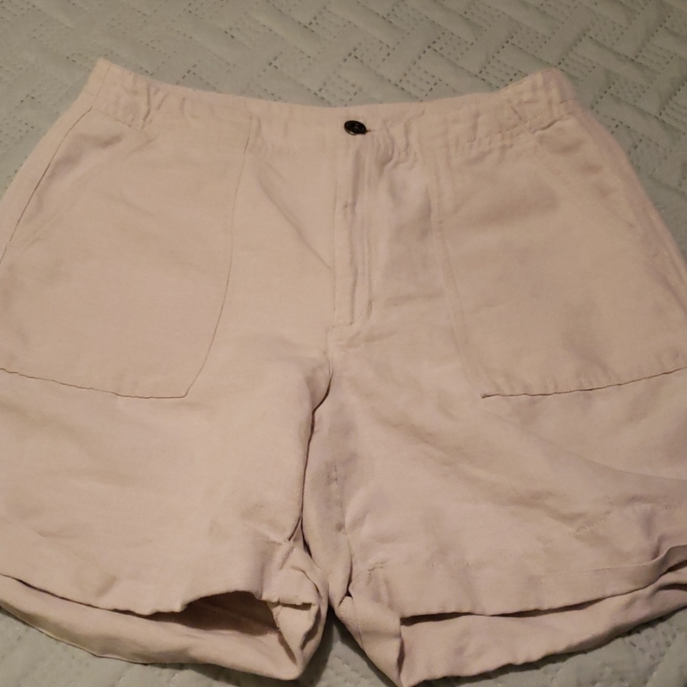 Light beige twill shorts